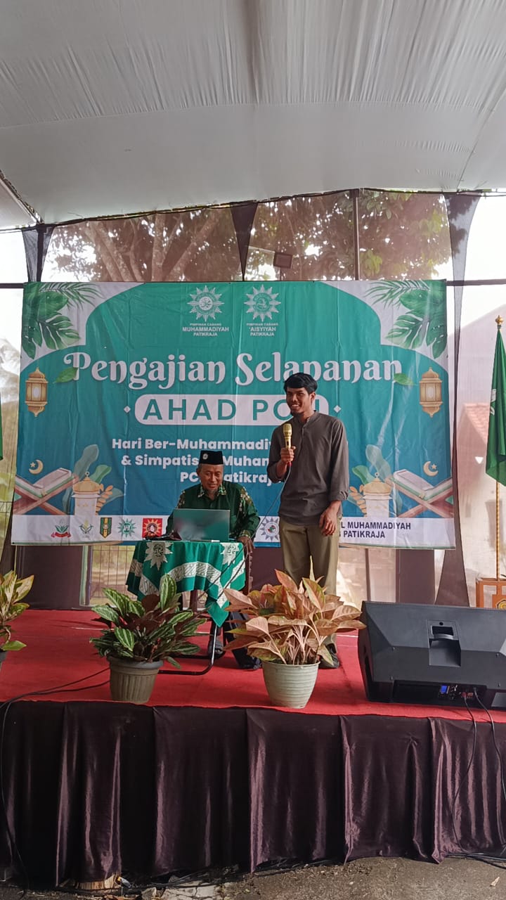 You are currently viewing Pengajian Selapanan PCM Patikraja Dipadati Lebih dari 700 Jamaah, Wujud Dakwah Berkemajuan yang Mengintegrasikan Iman, Ilmu, Solidaritas Global, dan Pelayanan Sosial