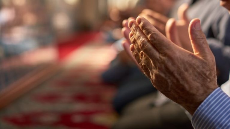 You are currently viewing Titipkan Sepenuhnya Urusan Kita kepada Allah SWT