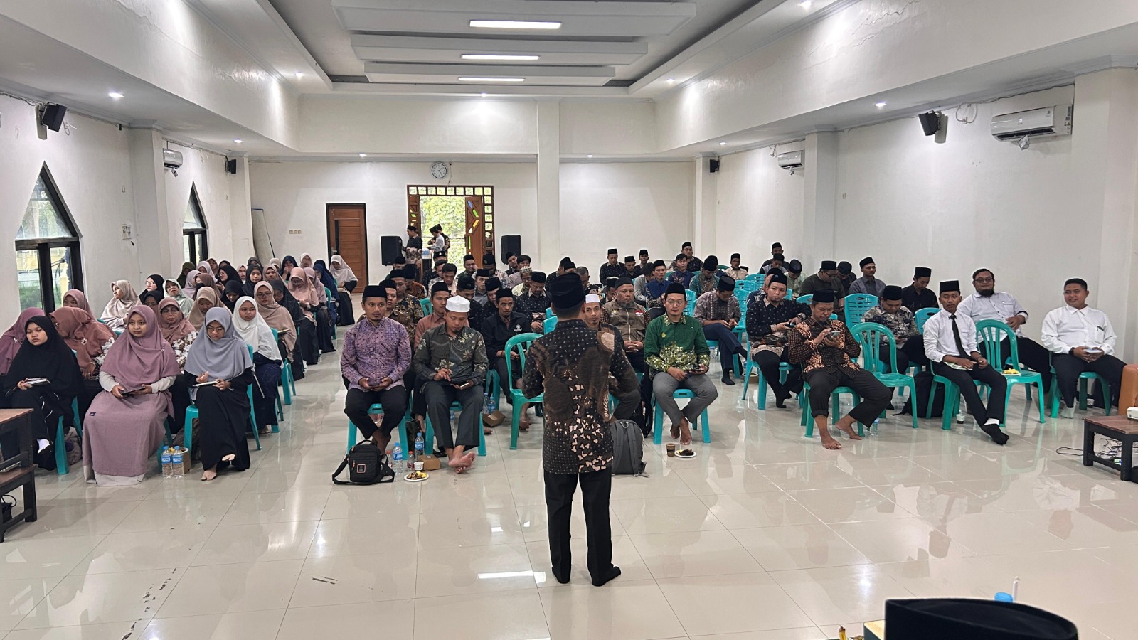 You are currently viewing Pelatihan Kepengasuhan Zero Bullying Satukan Visi Pesantren Muhammadiyah Barlingmascakeb