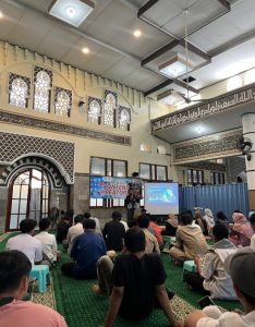 Read more about the article RIMBAS Latih Puluhan Remaja Membuat Konten Sosial Media